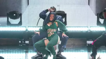 Les sneakers Dior portées par Offset lors de son live Clout & Press avec Cardi B aux BET Awards 2019