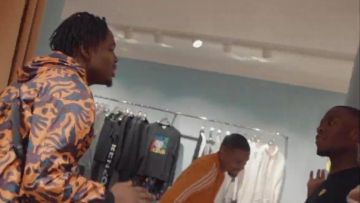 La cazadora Kenzo usada por Kaza en su clip HRTBRKSTAR (OKLM Freestyle)