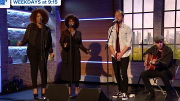 Denim à Manches Longues en Coton Bouton de Chemise portée par James Morrison en Jeremy Vigne sur le Canal 5 - 22/5/2019