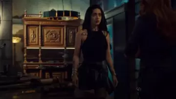 The top and red skirt with Jovani, Camille Belcourt (Kaitlyn Leeb) in  Shadowhunters S01E13