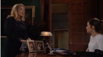 PATRON Dafila habit porté par Melody Thomas Scott que de voir dans les Jeunes et Les Agités juillet 12,2019