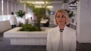 Rag & Bone Priya Crewneck Knit Tank Top worn by Det. Lizzie Needham (Bojana Novakovic) in Instinct (S02E01)