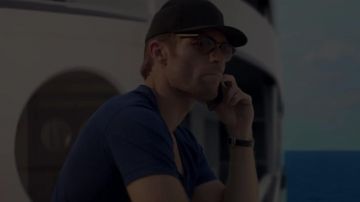 Navy Blue T Shirt worn by Liam McIntyre in See You Soon