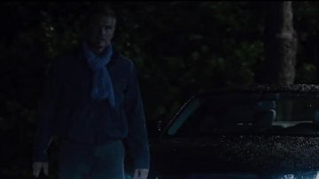 Pañuelo azul usado por Aiden Hakansson (Dolph Lundgren) en The Tracker
