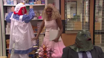 Raggedy Ann Costume of Kevin Malone (Brian Baumgartner) in The Office (Season 05 Episode 05)