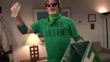 Think Green Tee of Dwight Schrute (Rainn Wilson) in The Office (Season 06 Episode 11)