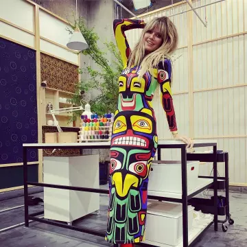 La robe Adidas Jeremy Scott de Heidi Klum sur le compte instagram de @heidiklum