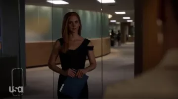 Roland Mouret Elsom Cady Paneled Cutout Cloque Dress worn by Donna Paulsen (Sarah Rafferty) in Suits (Season 09 Episode 01)