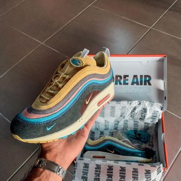 Sneakers Nike Air Max 1/97 Sean Wotherspoon of Anil Brancaleoni on his account Instagram @anilbrancaleoni
