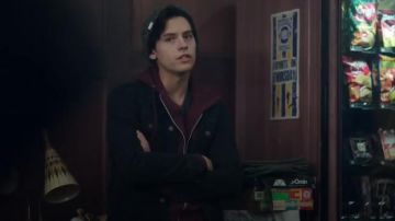 Allsaints Potomac Veste en jean porté par Jughead Jones (Cole Sprouse) à Riverdale (Saison 01 Épisode 02)