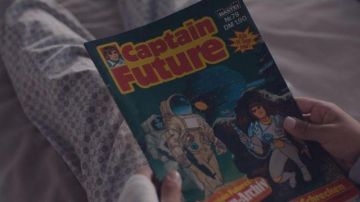 Le comics Captain Future en allemand de Mikkel Nielsen (Daan Lennard Liebrenz) dans Dark (Saison 1)