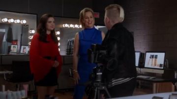 Valentino Wool Silk Trouser usado por Jacqueline Carlyle (Melora Hardin) en The Bold Type (Temporada 03 Episodio 07)