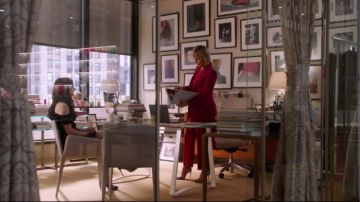 Christian Louboutin Iriza 100 Snakeskin Unicorn D'orsay Bombas usadas por Jacqueline Carlyle (Melora Hardin) en The Bold Type (Temporada 03 Episodio 06)