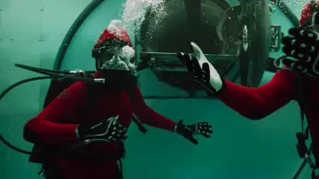 Red Drysuit worn by Nairobi (Alba Flores) in Money Heist (Season 3 Episode 4)