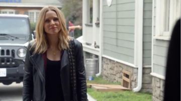Joie Allée de Veste en Cuir portés par de Veronica Mars (Kristen Bell) dans Veronica Mars (Saison 04 Episode 06)