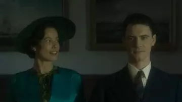 Le chapeau Vert de Gabrielle (Stephanie Corneliussen) dans Legion (S03E03)