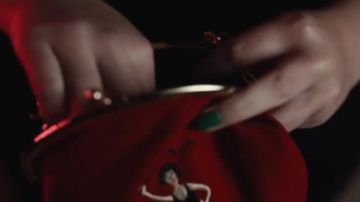 Yummy Cactus Whip Clasp Bag worn by Kat Hernandez (Barbie Ferreira) in Euphoria (Season 01 Episode 06)