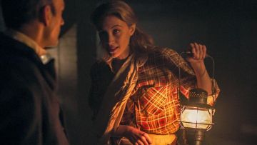The plaid shirt worn by Sarah Gadon in The Deserter