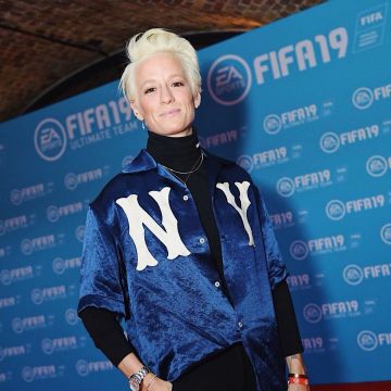 Instagram Mrapinoe Clothes Outfits Brands Style And Looks Spotern