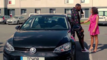 The sweatshirt multilogo black Kenzo worn by KeBlack in her video clip Chop