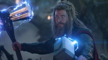 Thor Stormbreaker Hache utilisée par Thor (Chris Hemsworth) dans Avengers: Endgame