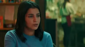 The blue sweater melange round neck worn by Mina (Leïla Bekhti) in I'll go where you go