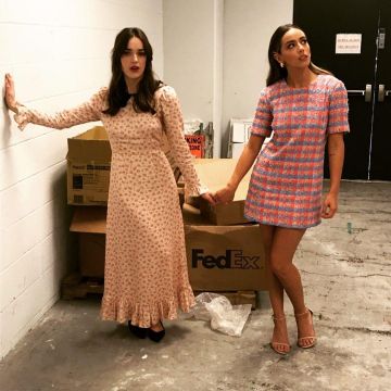 Rothy's Black Solid Pointed Flats usado por Elizabeth Henstridge en la cuenta de Instagram @lil_henstridge