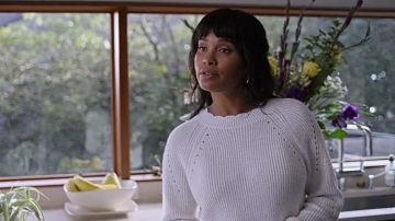 The sweatshirt white worn by Lori Foster (Joy Bryant) in Trinkets (S01E10)