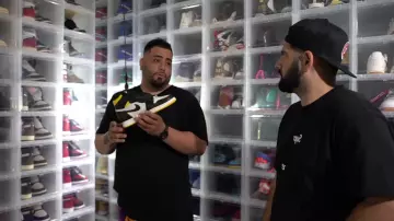 Sneakers Nike Jordan 1 Retro High "NFR" yellow QrewTv in the video OMG THIS $500K SNEAKER COLLECTION IS INSANE!! *MUST SEE*