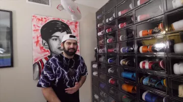 The dirigible Supreme QrewTv in the YouTube video my ENTIRE HypeBeast Sneaker Collection!! (BEST ON YOUTUBE?)