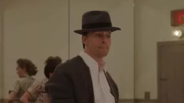 The Fedora hat grey Bob Fosse's (Sam Rockwell) in Fosse/Verdon (S01E02)