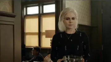 Equipment Shirley Sweater worn by Olivia Moore (Rose McIver) in iZombie (Season 05 Episode 12)
