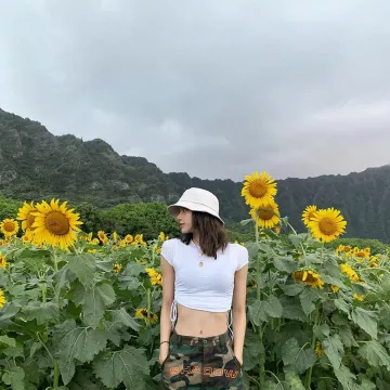 Kenk Tee in white worn by Lisa from BlackPink on her Instagram account @lalalalisa_m