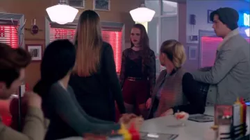 Ceinture porté par Cheryl Fleur (Madelaine Petsch) à Riverdale (Saison 01 Épisode 07)