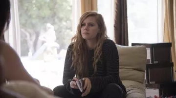 Black and White Striped Sweater worn by Camille Preaker (Amy Adams) in Sharp Objects (S01E01)