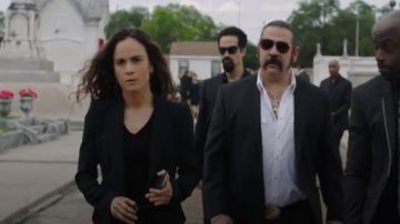 Alexander McQueen Classic Double-Breasted Suiting Blazer worn by Teresa Mendoza (Alice Braga) in Queen of the South (Season 04 Episode 08)