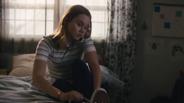 Vans Black Green Old Skool Platform Sneaker worn by McKenna Brady (Liana Liberato) in Light as a Feather (Season 02 Episode 03)