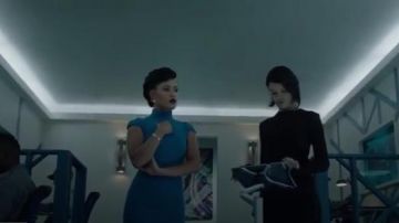 Colección Versace Gorra Gris Manga Cuello de Tortuga Vestido usado por Reeva Payge (Grace Byers) en The Gifted (S02E07)