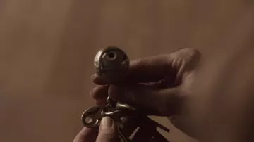 Eyeball KeyChain USB of Prairie Johnson / Nina Azarova (Brit Marling) in The OA (S02E07)