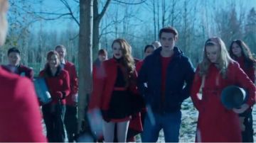 Marks & Spencer red Belted Trench Coat worn by Polly Cooper (Tiera Skovbye) in Riverdale (Season 01 Episode 09)
