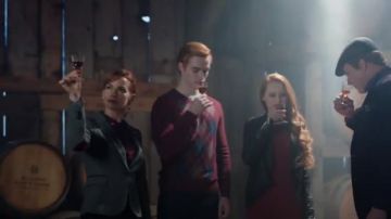 Zara Dark Grey Herringbone Blazer with Elbow patches worn by Penelope Blossom (Nathalie Boltt) in Riverdale (Season 01 Episode 09)