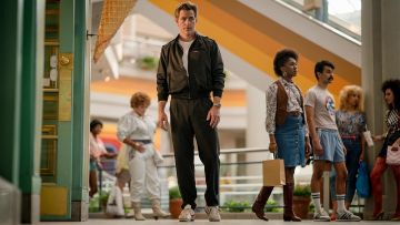 Nike Cortez Classic worn by Steve Trevor (Chris Pine) in Wonder Woman 1984