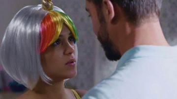 The wig unicorn from Allison (Myra Tyliann) in a More beautiful life