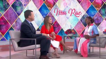A. L. C. Claire Midi Robe rouge portée par Savannah Guthrie aujourd'Hui le 1er AOÛT 2019