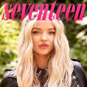 Chaqueta de motociclista de cuero rojo Valentino usada por Dove Cameron en su cuenta de Instagram @dovecameron