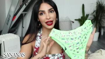 The bikini rhinestone Sananas in How to stay stylish in the summer ? I tell you all !