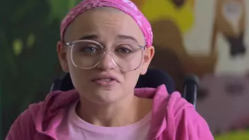 Clear Oversize Glasses worn by Gypsy Rose Blanchard (Joey King) in The Act (S01E01)