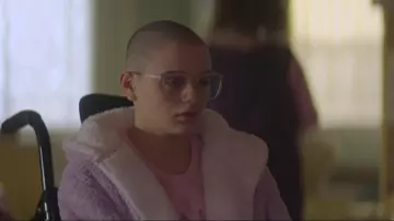 Pink White Fuzzy Coat worn by Gypsy Rose Blanchard (Joey King) in The Act (S01E04)