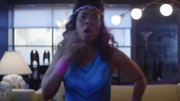 Pink Sweatbands worn by Dawn Towner (Regina Hall) in Black Monday (S01E06)