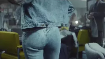 Acid Wash Jacket of Tiff Georgina (Casey Wilson) in Black Monday (Season 01 Episode 05)